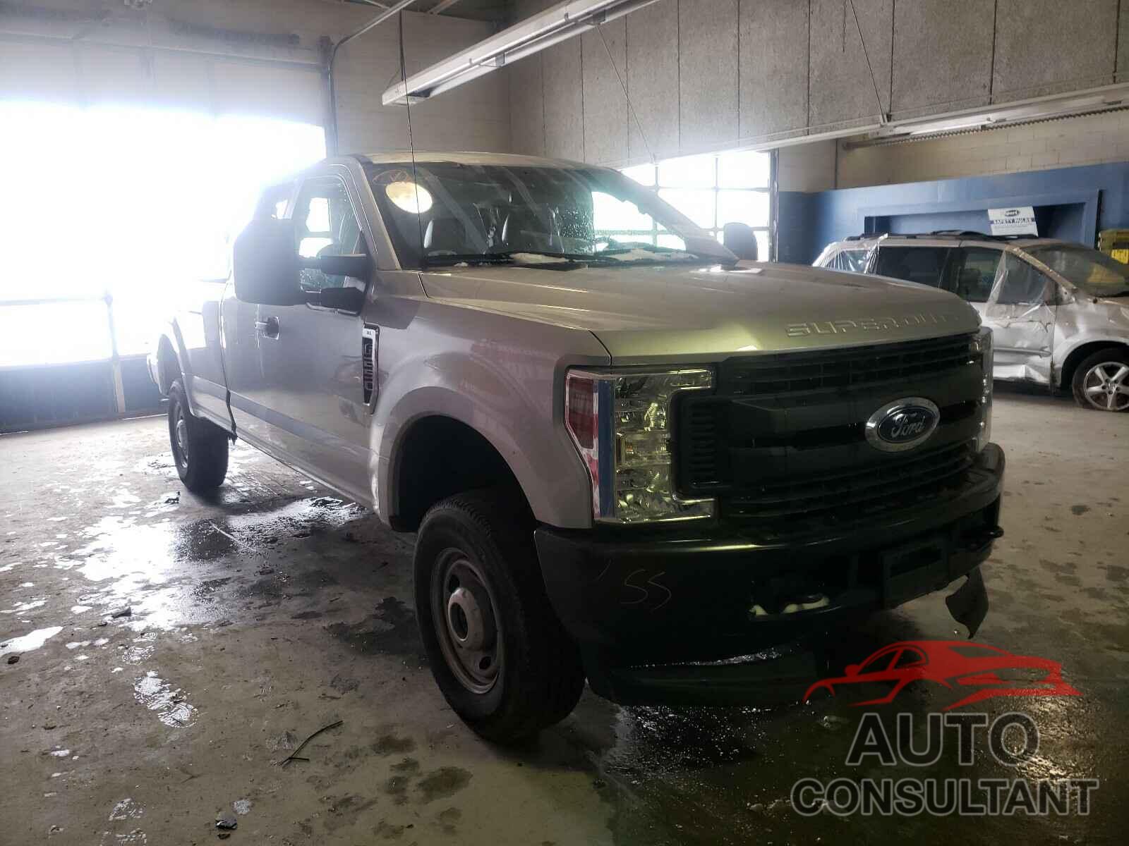 FORD F250 2019 - 1N4AL3AP0HC118669