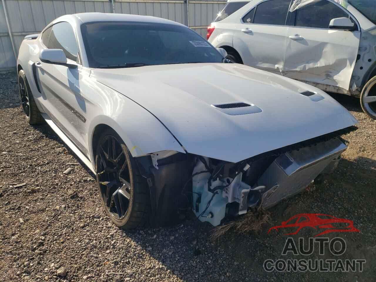 FORD MUSTANG 2020 - 1FA6P8CF2L5124854