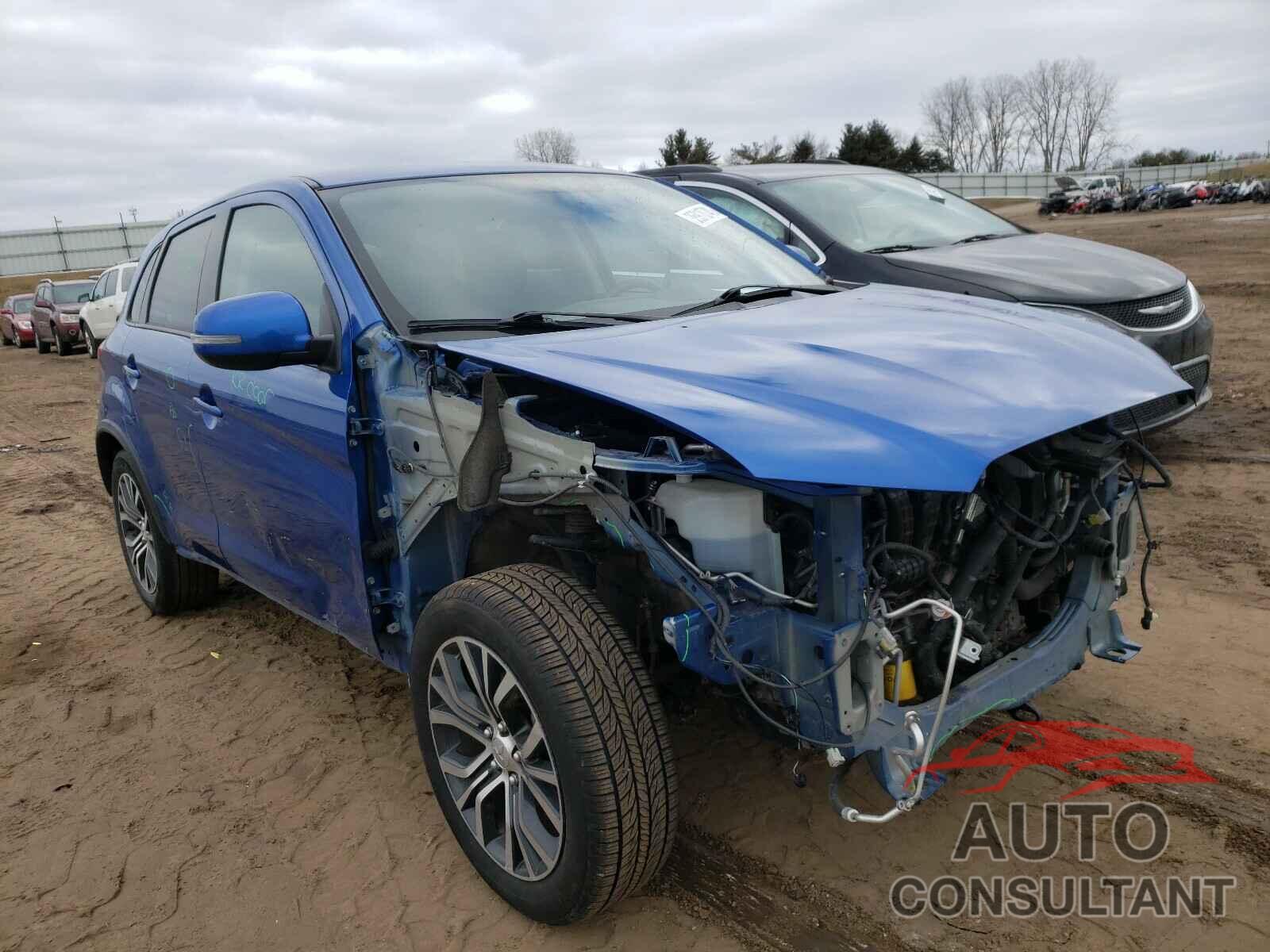 MITSUBISHI OUTLANDER 2018 - JA4AP3AU5JU024575