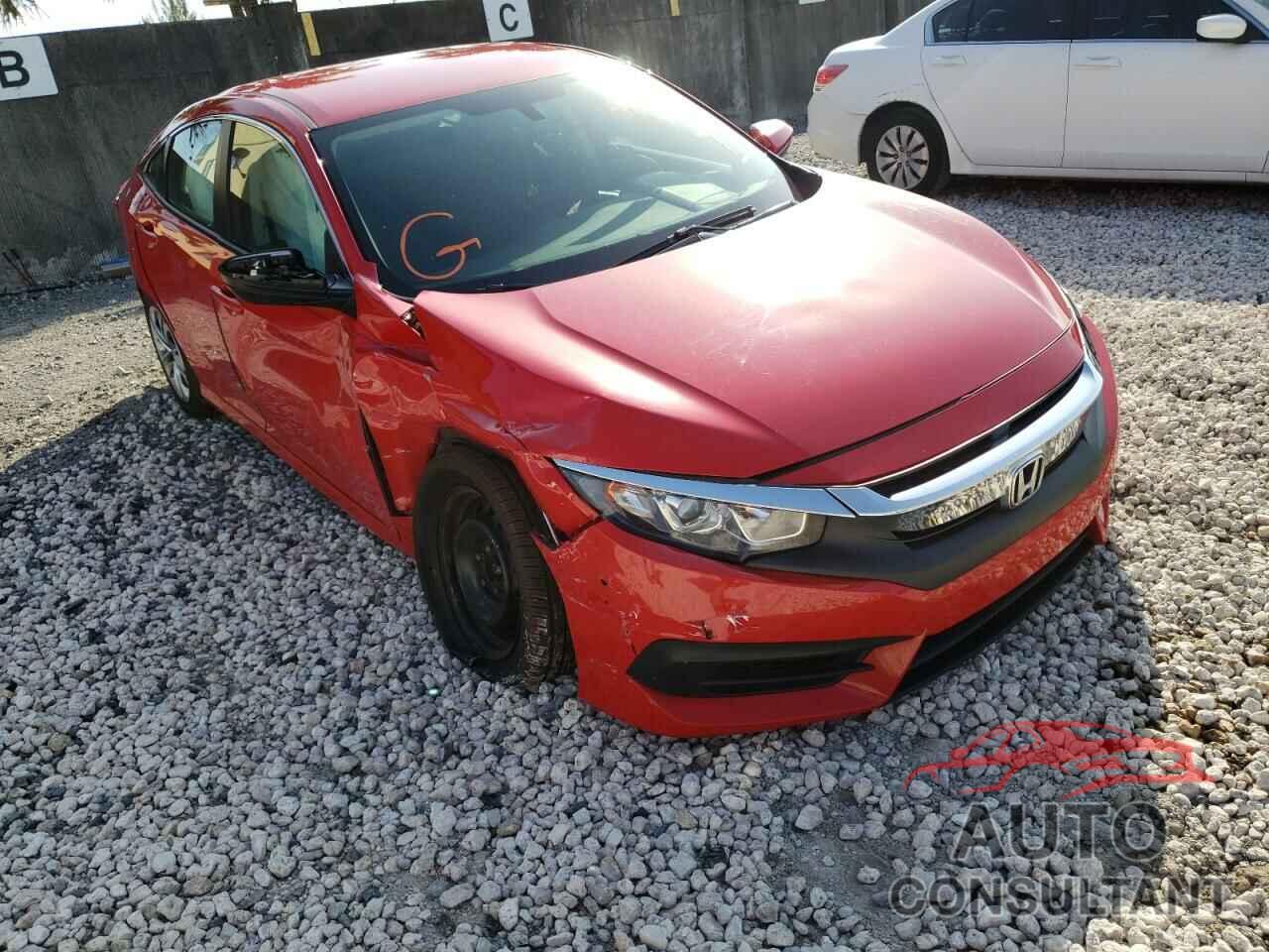 HONDA CIVIC 2018 - 2HGFC2F55JH601001