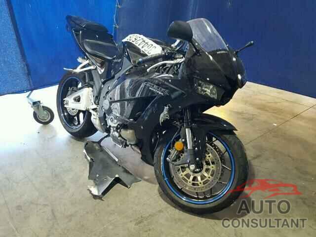 HONDA CBR CYCLE 2015 - JH2PC4003FK801281