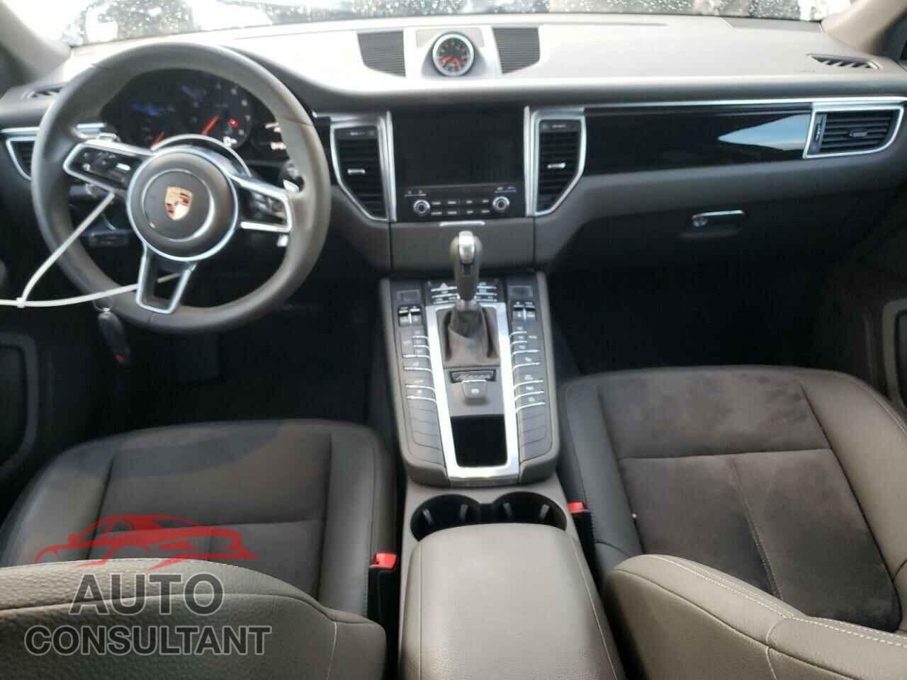 PORSCHE MACAN 2017 - WP1AA2A54HLB81748
