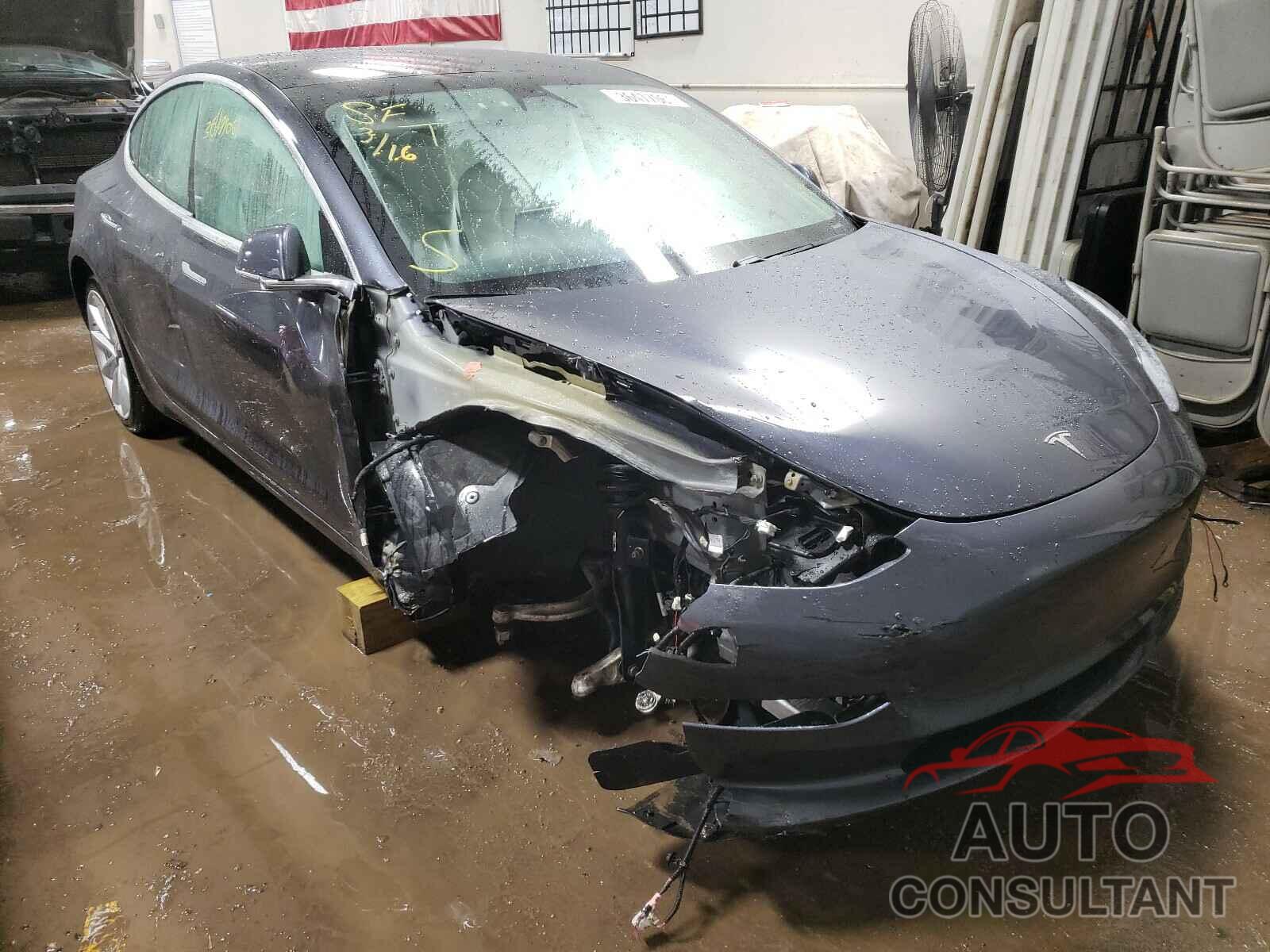 TESLA MODEL 3 2020 - 5YJ3E1EBXLF769772