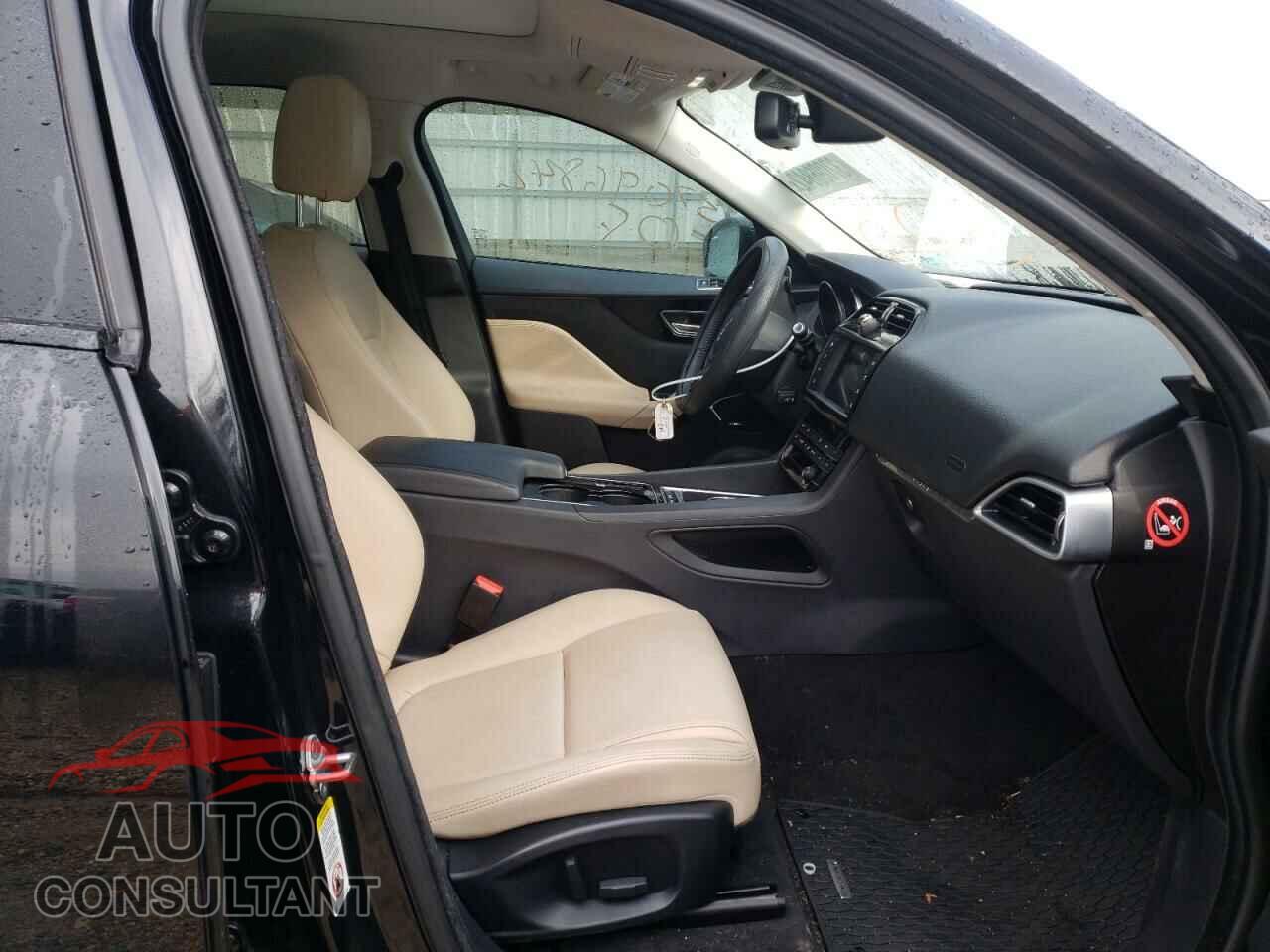 JAGUAR F-PACE 2017 - SADCJ2BV3HA893421