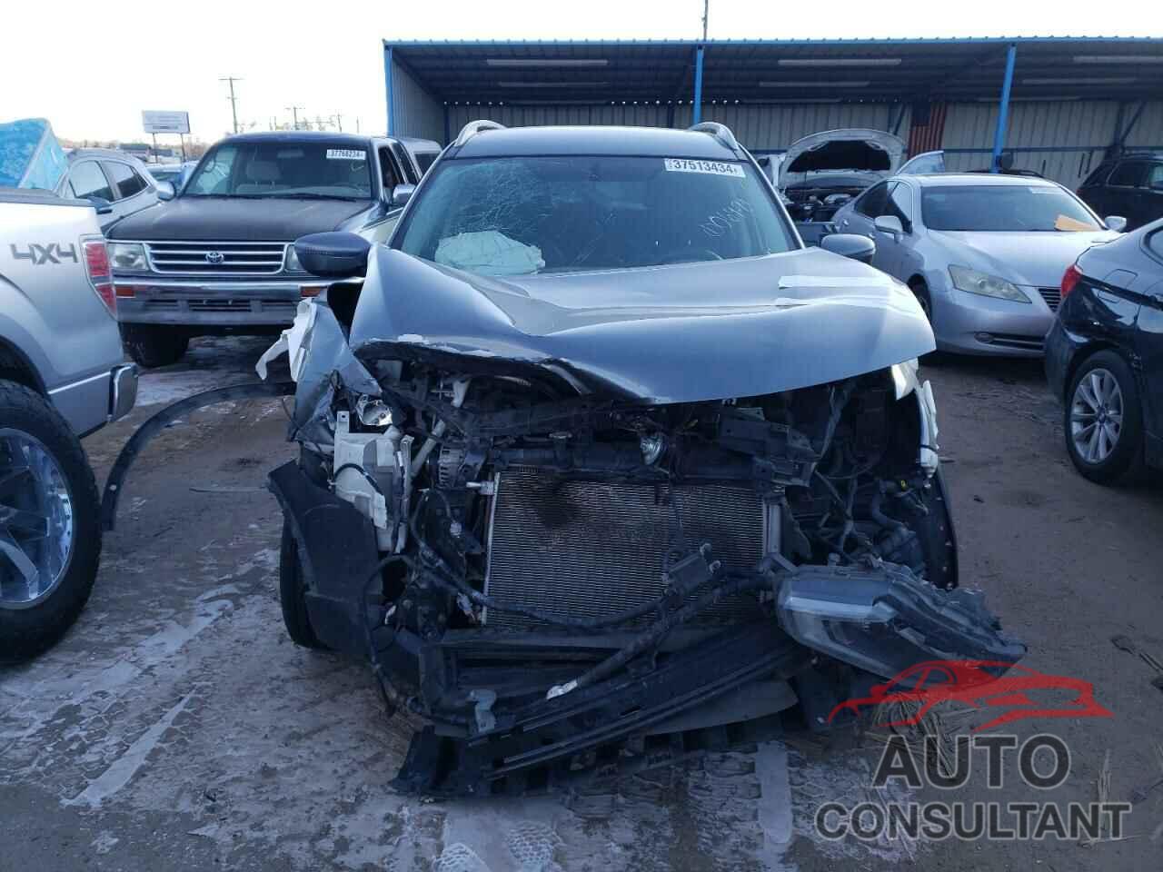 NISSAN ROGUE 2018 - 5N1AT2MV9JC706585