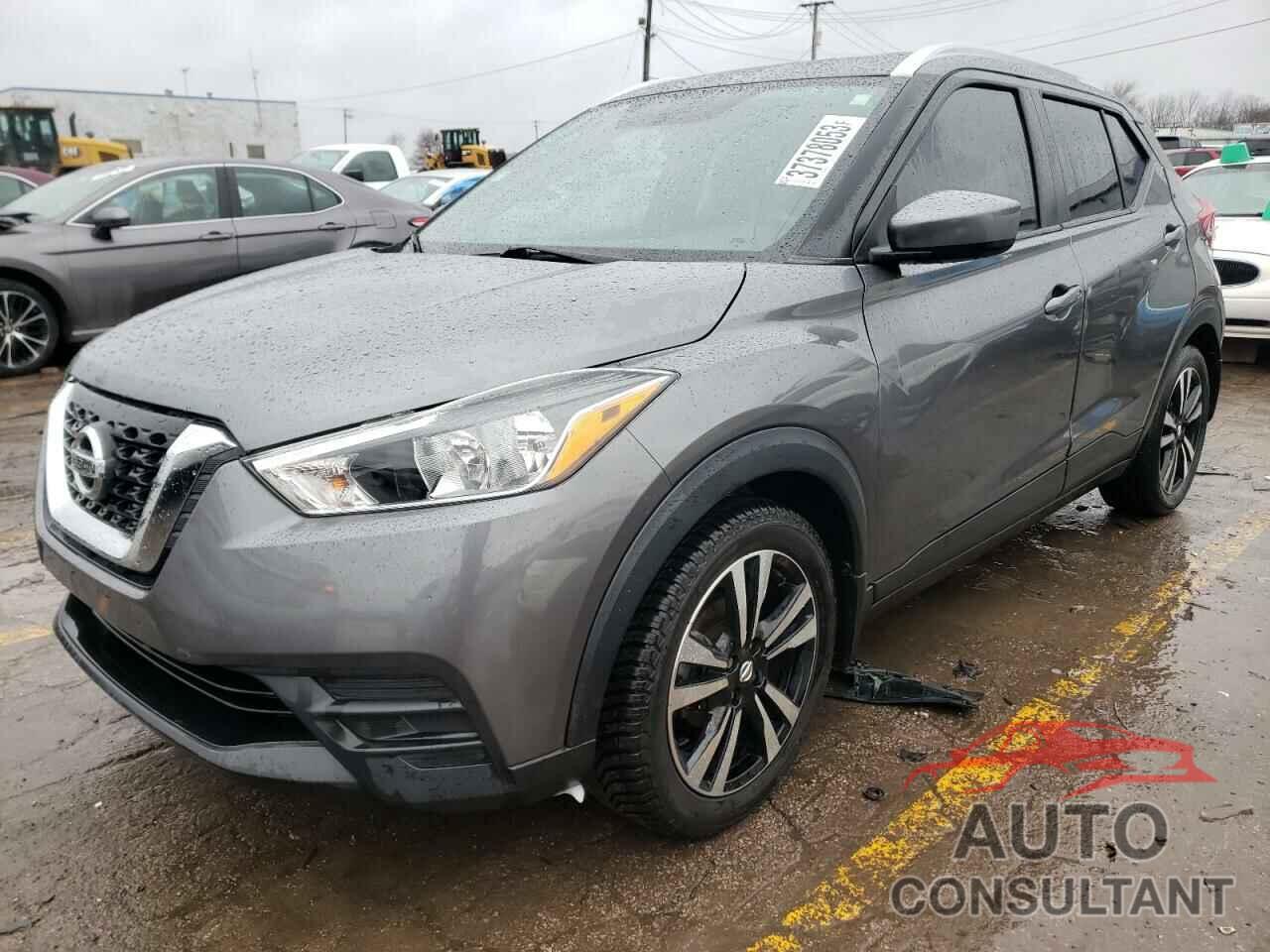 NISSAN KICKS 2018 - 3N1CP5CU7JL521955