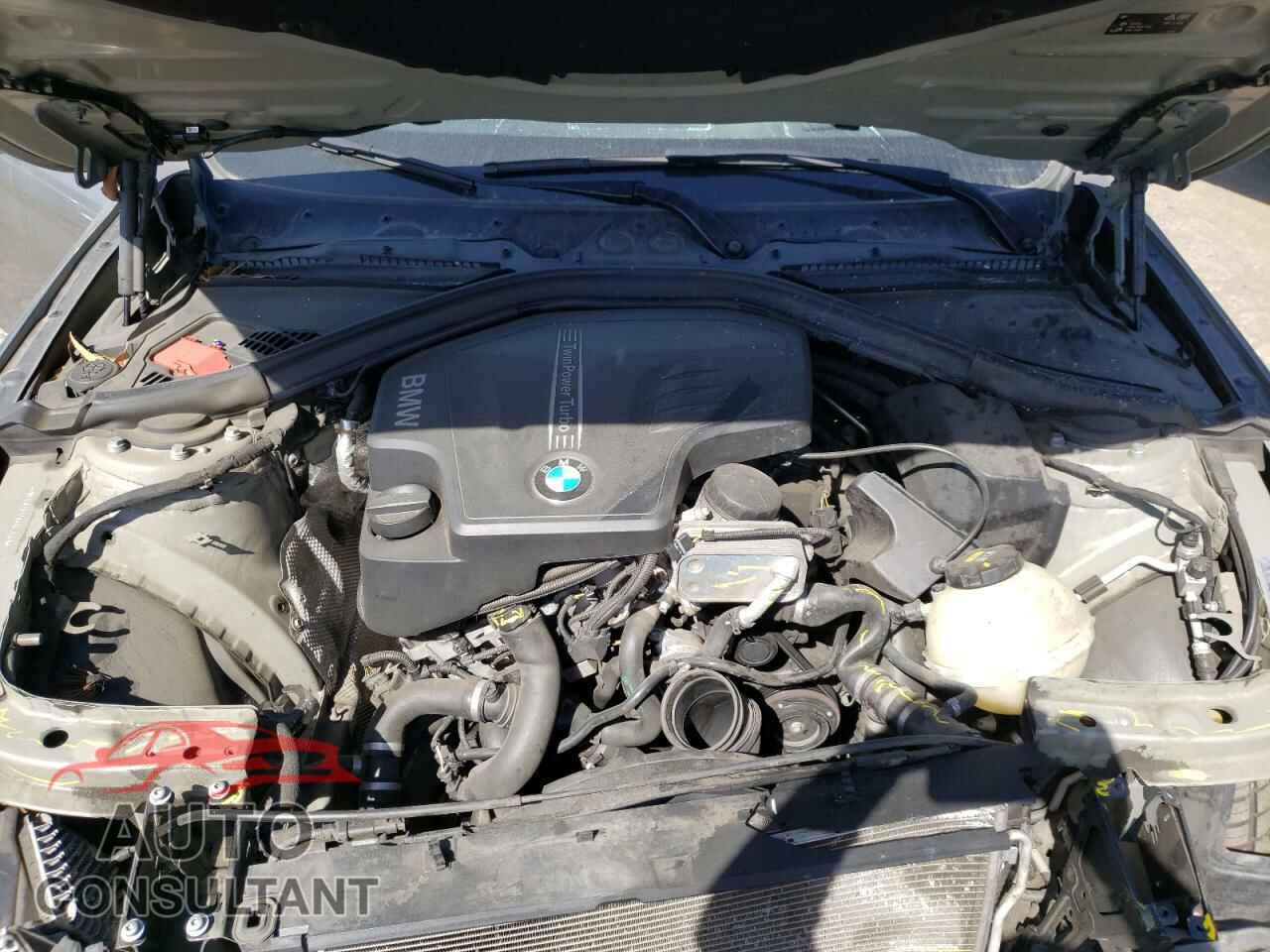 BMW 3 SERIES 2016 - WBA8E9C55GP847661