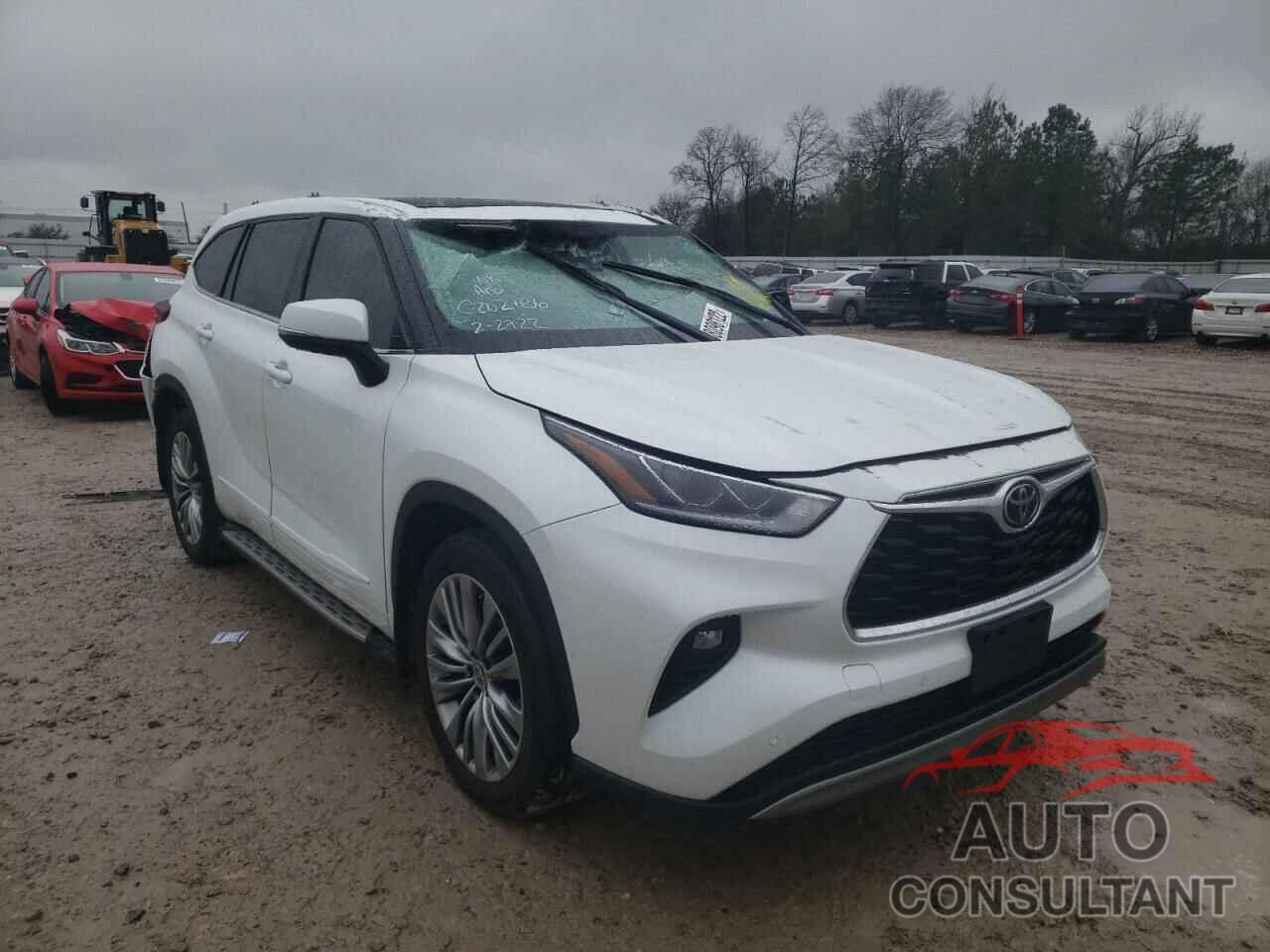 TOYOTA HIGHLANDER 2022 - 5TDFZRAH4NS097023
