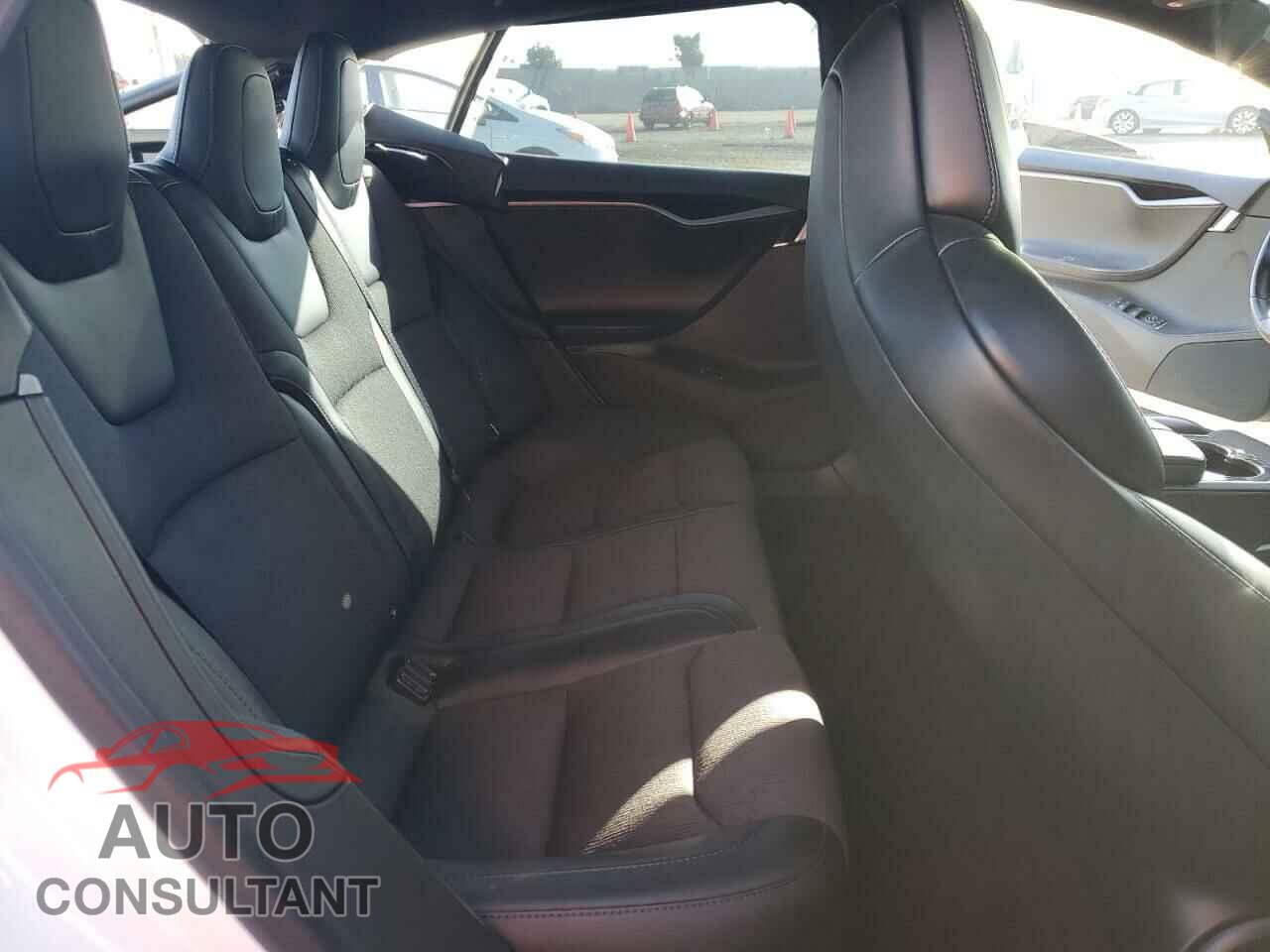 TESLA MODEL S 2018 - 5YJSA1E29JF193745
