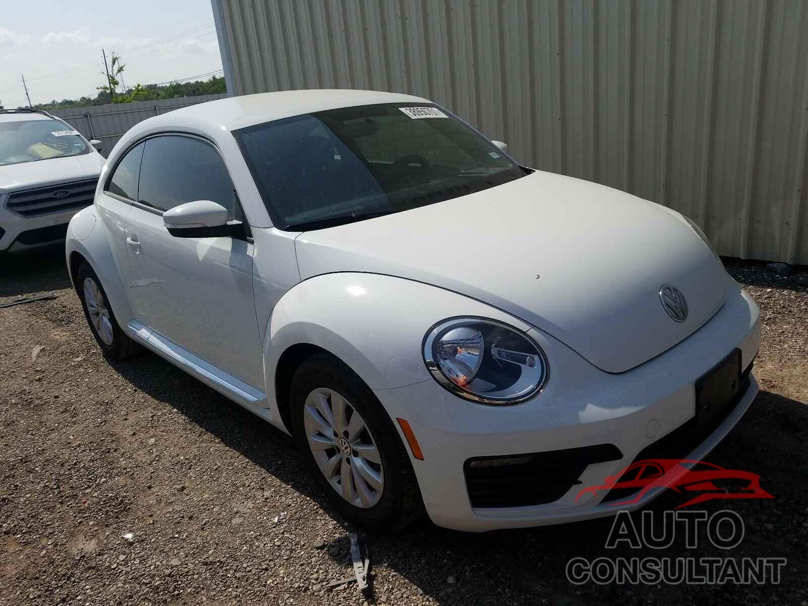 VOLKSWAGEN BEETLE 2019 - 3VWFD7AT7KM710316