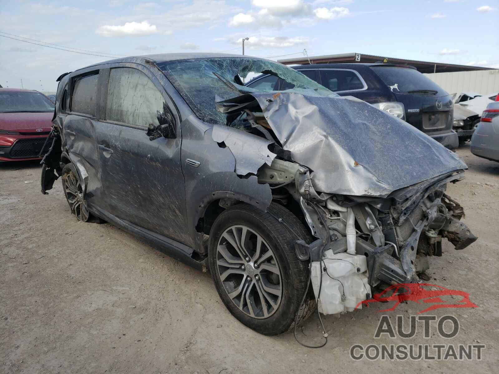 MITSUBISHI OUTLANDER 2018 - JA4AP3AU4JZ010315