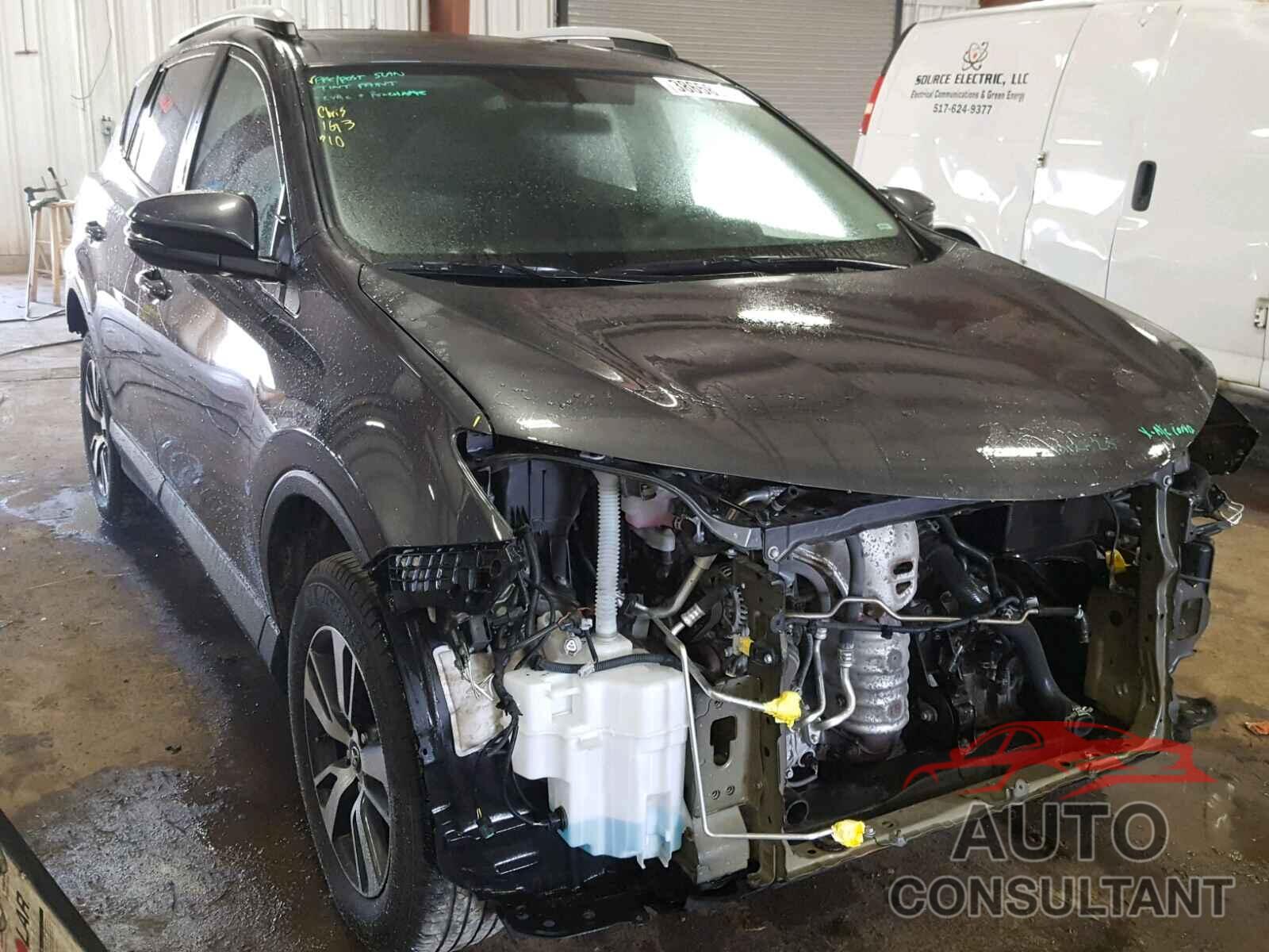 TOYOTA RAV4 XLE 2016 - 2T3RFREV5GW413570