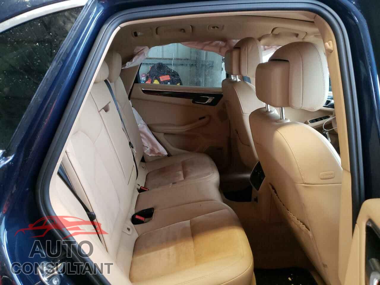 PORSCHE MACAN 2016 - WP1AB2A5XGLB51357