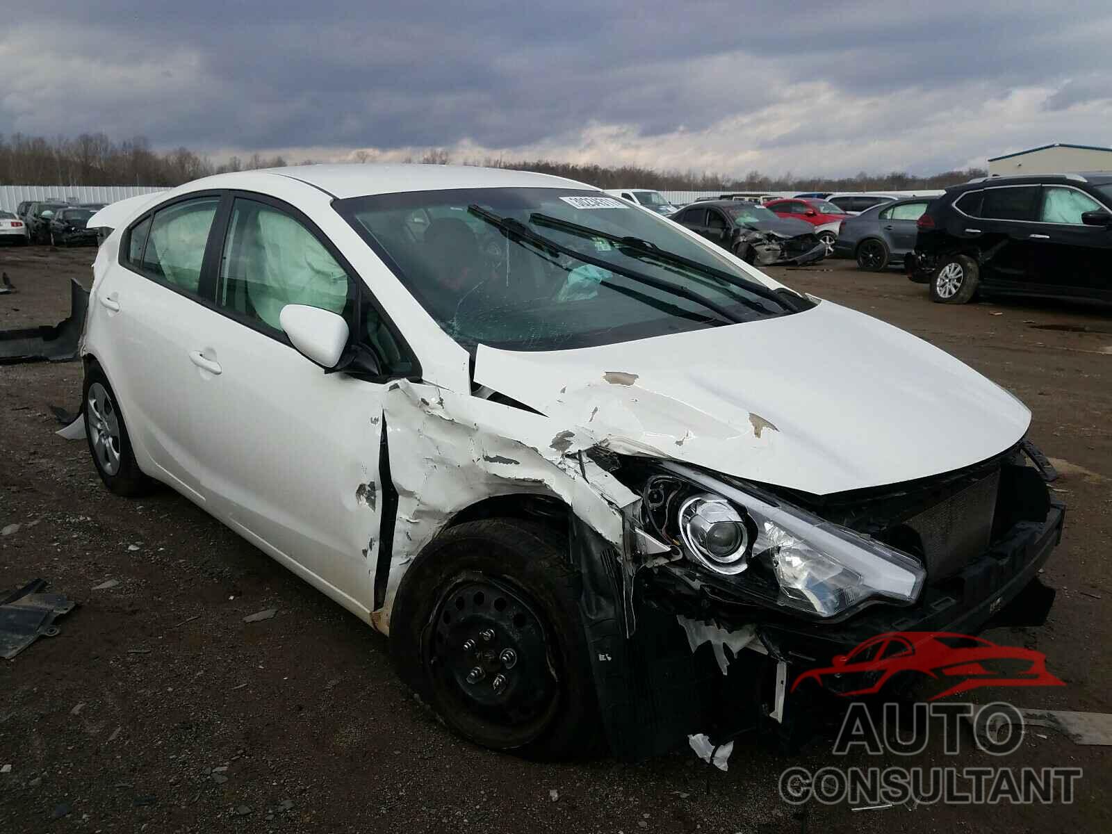 KIA FORTE 2016 - KNAFK4A6XG5444916