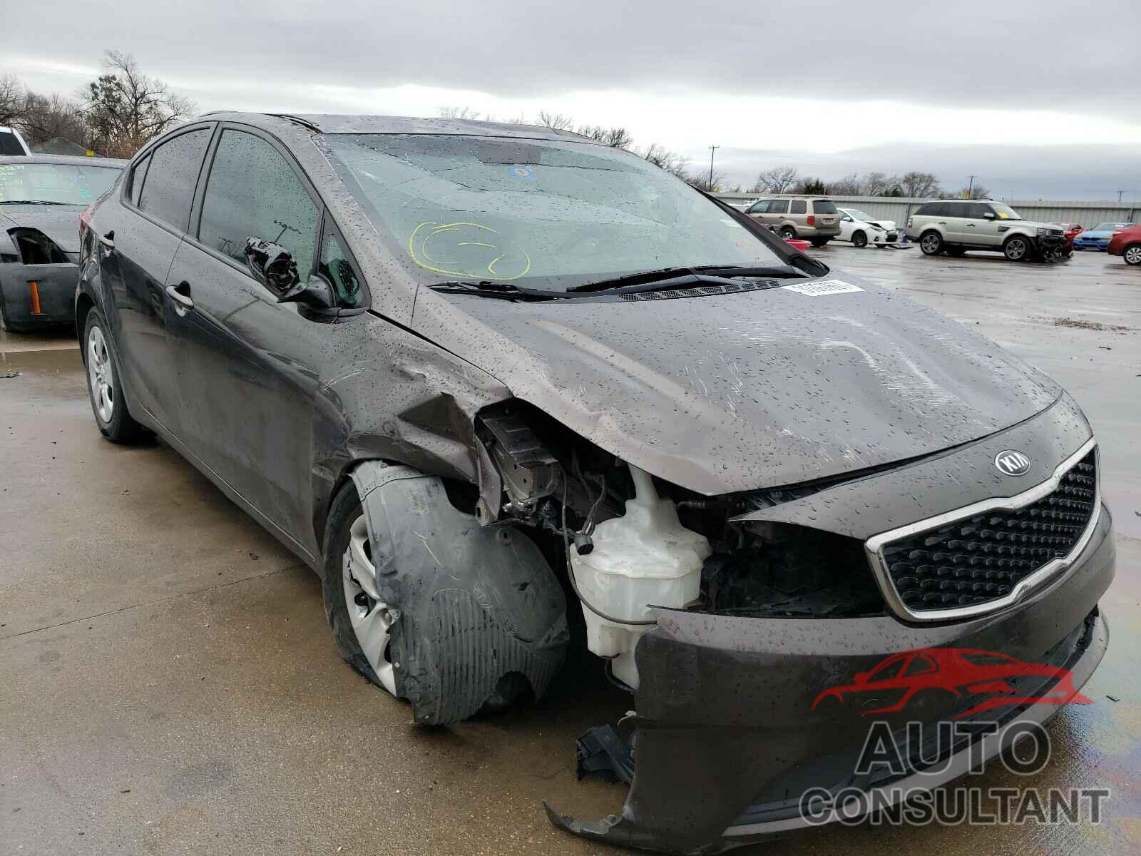 KIA FORTE 2018 - 3KPFK4A78JE215982