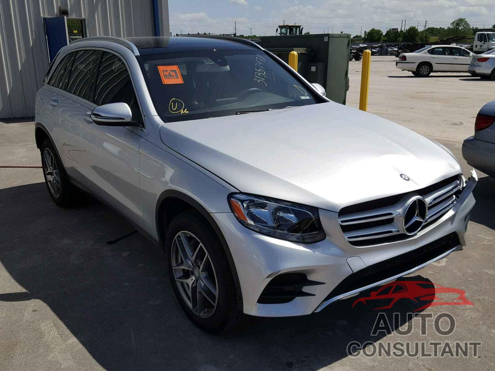MERCEDES-BENZ GLC300 2016 - WDC0G4JB0GF017787