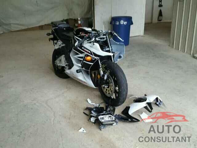 HONDA CBR CYCLE 2016 - JH2PC40J9GK200127