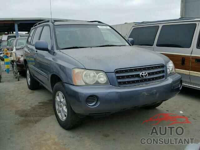TOYOTA HIGHLANDER 2001 - 1VWDT7A39HC022628
