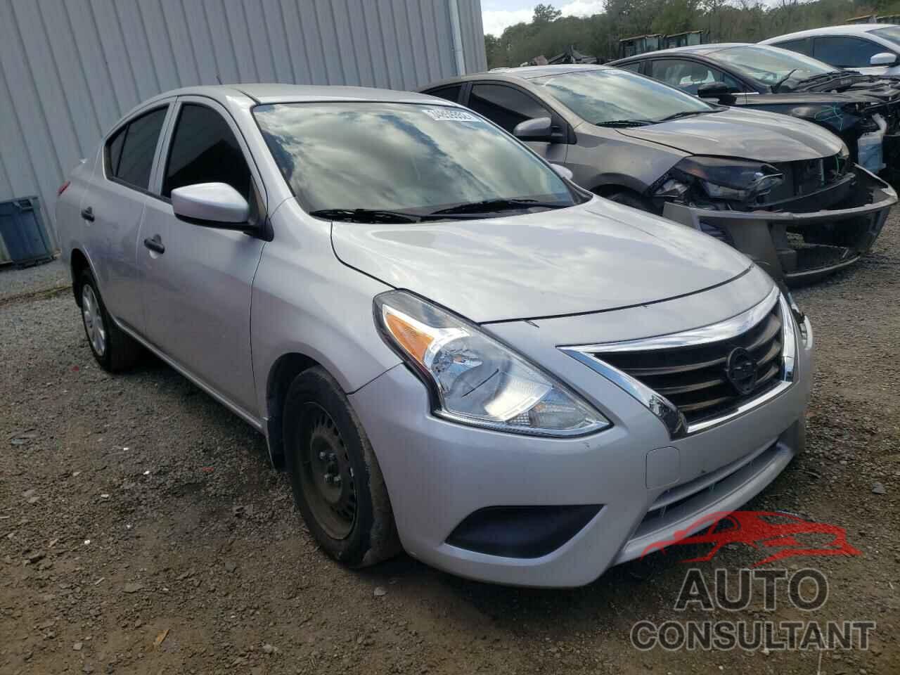 NISSAN VERSA 2018 - 3N1CN7AP3JL813133
