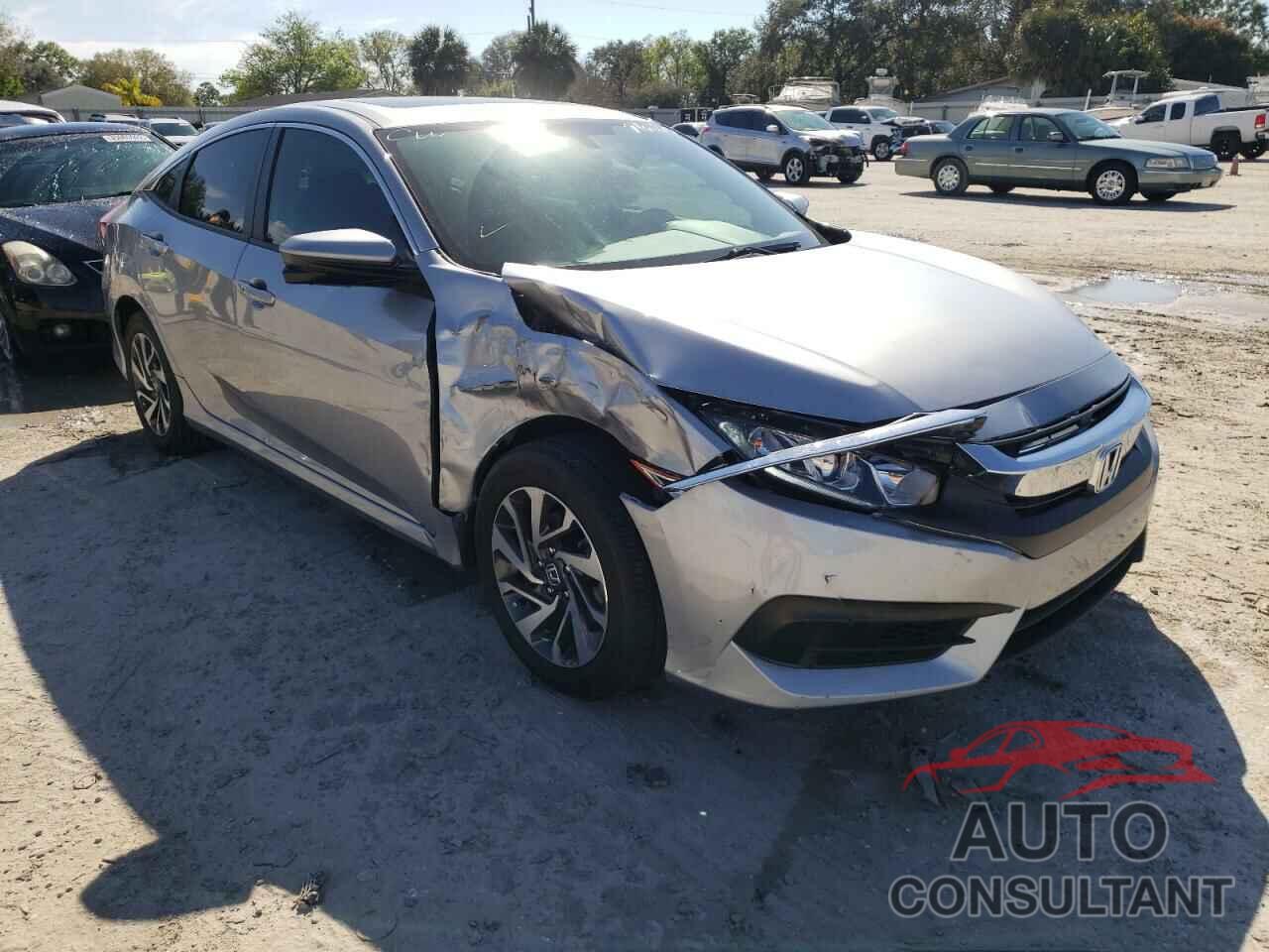 HONDA CIVIC 2018 - 19XFC2F77JE031613