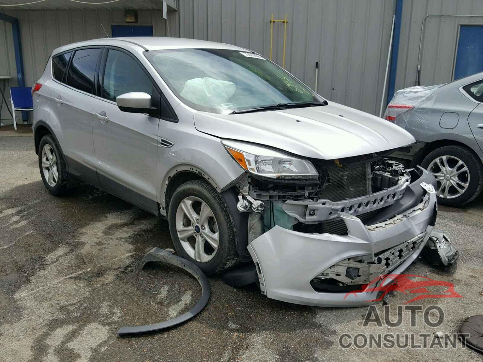 FORD ESCAPE 2015 - 1FMCU0GX6FUA32498
