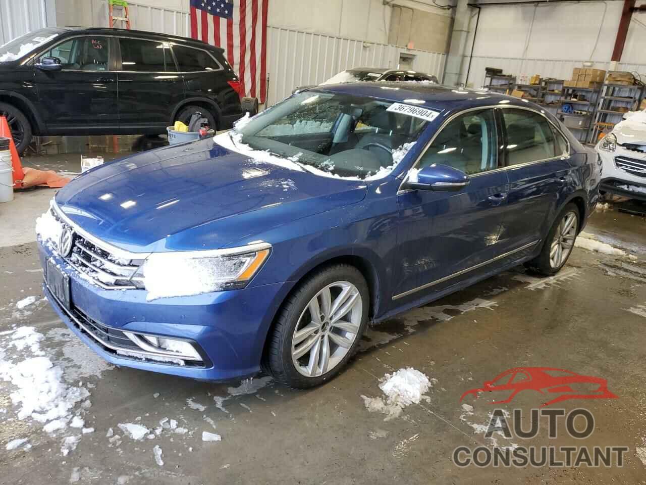 VOLKSWAGEN PASSAT 2017 - 1VWGT7A3XHC014924
