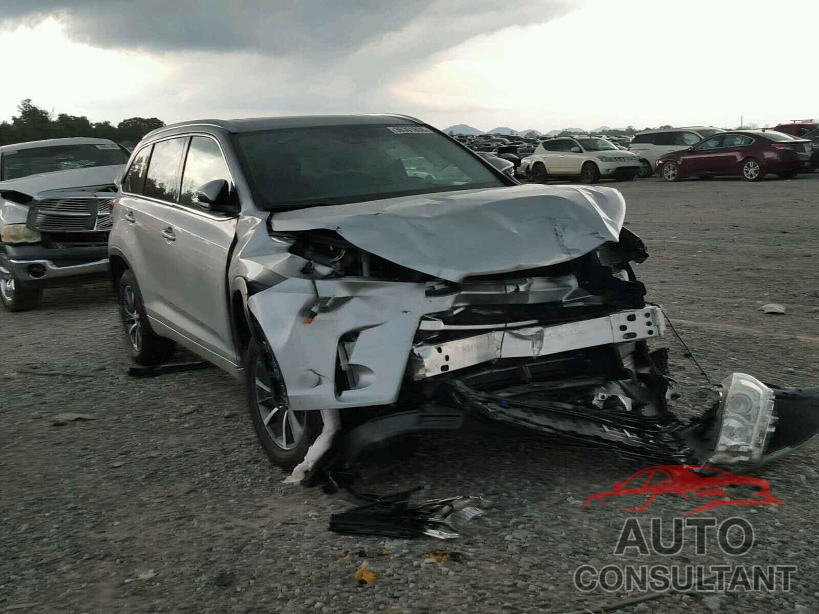 TOYOTA HIGHLANDER 2017 - 5TDKZRFH1HS524346