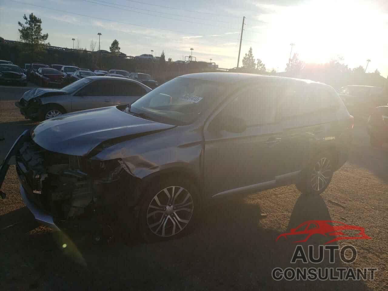 MITSUBISHI OUTLANDER 2018 - JA4AD2A36JZ055346