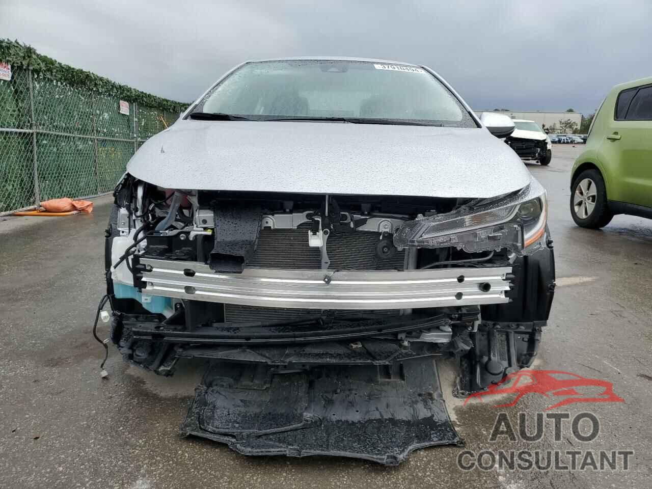 TOYOTA COROLLA 2022 - JTDEPMAE9N3000667