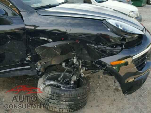 PORSCHE CAYENNE 2017 - WP1AA2A29HKA89319
