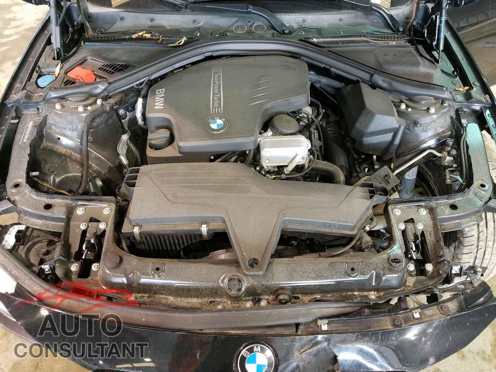 BMW 3 SERIES 2016 - WBA8E9G52GNU30455