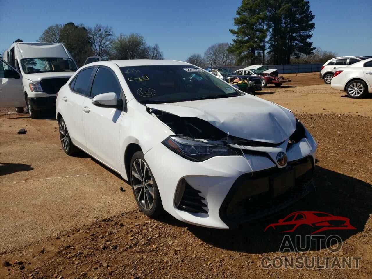 TOYOTA COROLLA 2018 - 2T1BURHE2JC018413