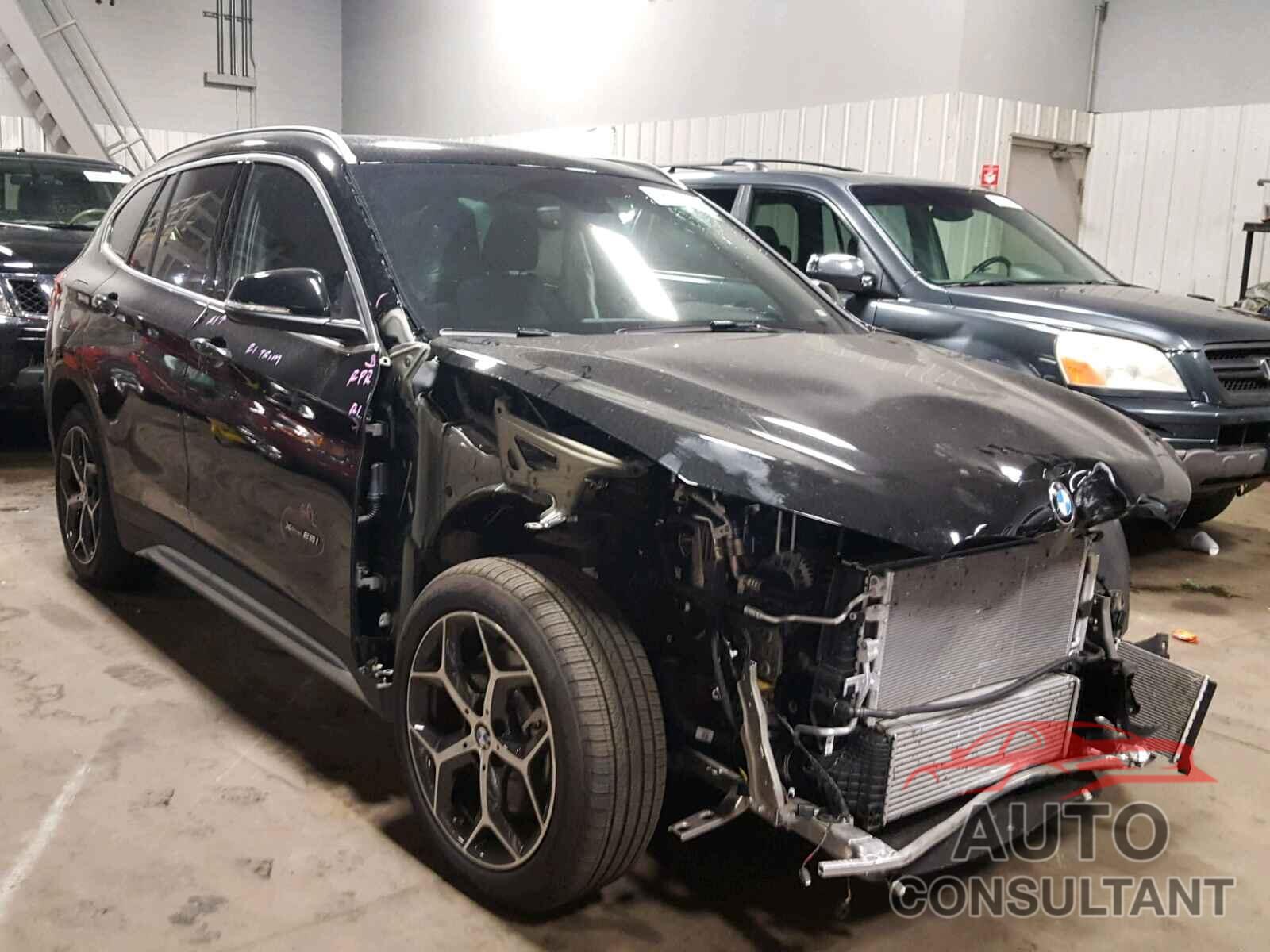 BMW X1 XDRIVE28I 2018 - WBXHT3C33J5K30964