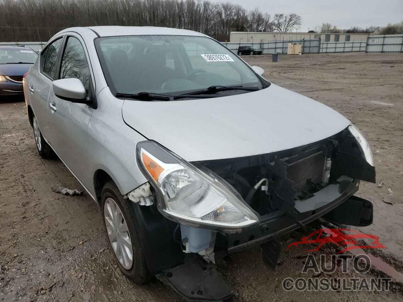 NISSAN VERSA 2018 - 3N1CN7AP0JK443278
