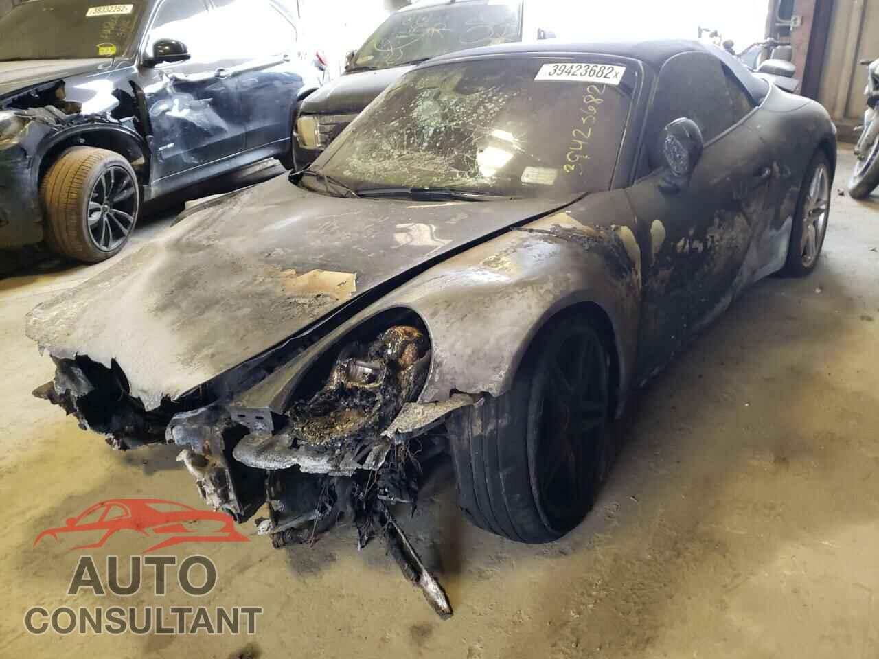 PORSCHE 911 2017 - WP0CA2A98HS142387