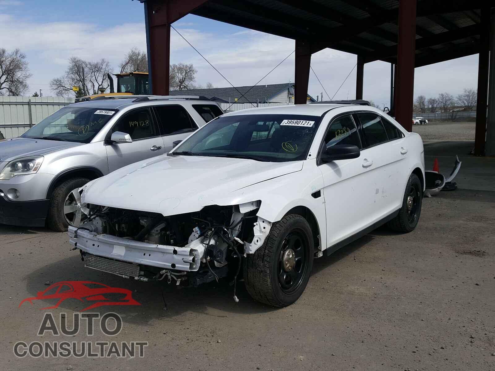 FORD TAURUS 2017 - 1FAHP2MK4HG143709