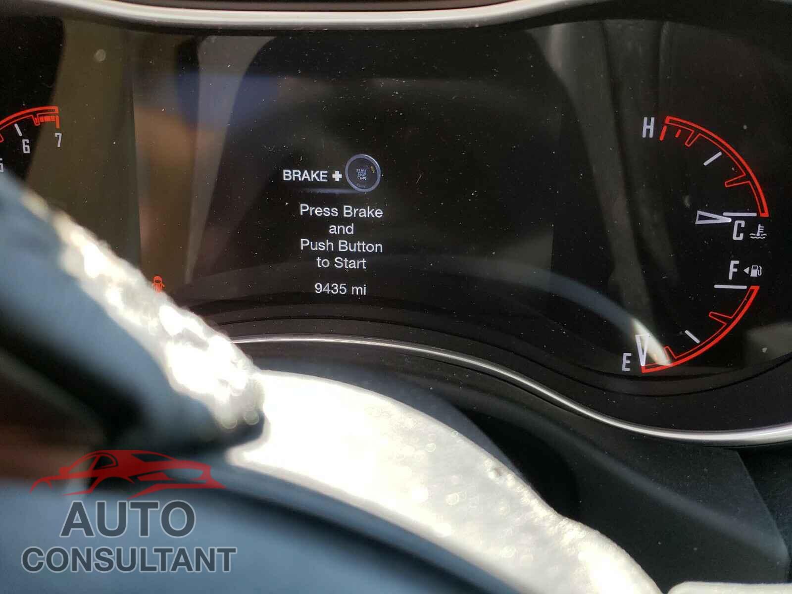 DODGE DURANGO 2019 - 1C4RDHAG1KC632657