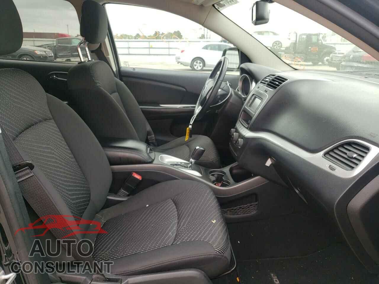 DODGE JOURNEY 2017 - 3C4PDCBG3HT577361