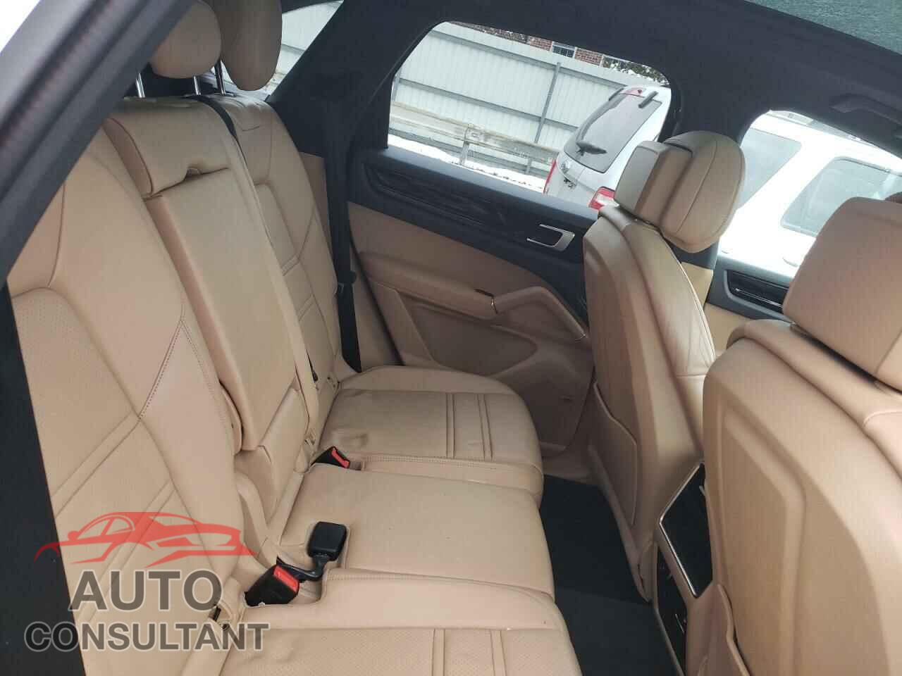 PORSCHE CAYENNE 2019 - WP1AA2AY5KDA01320