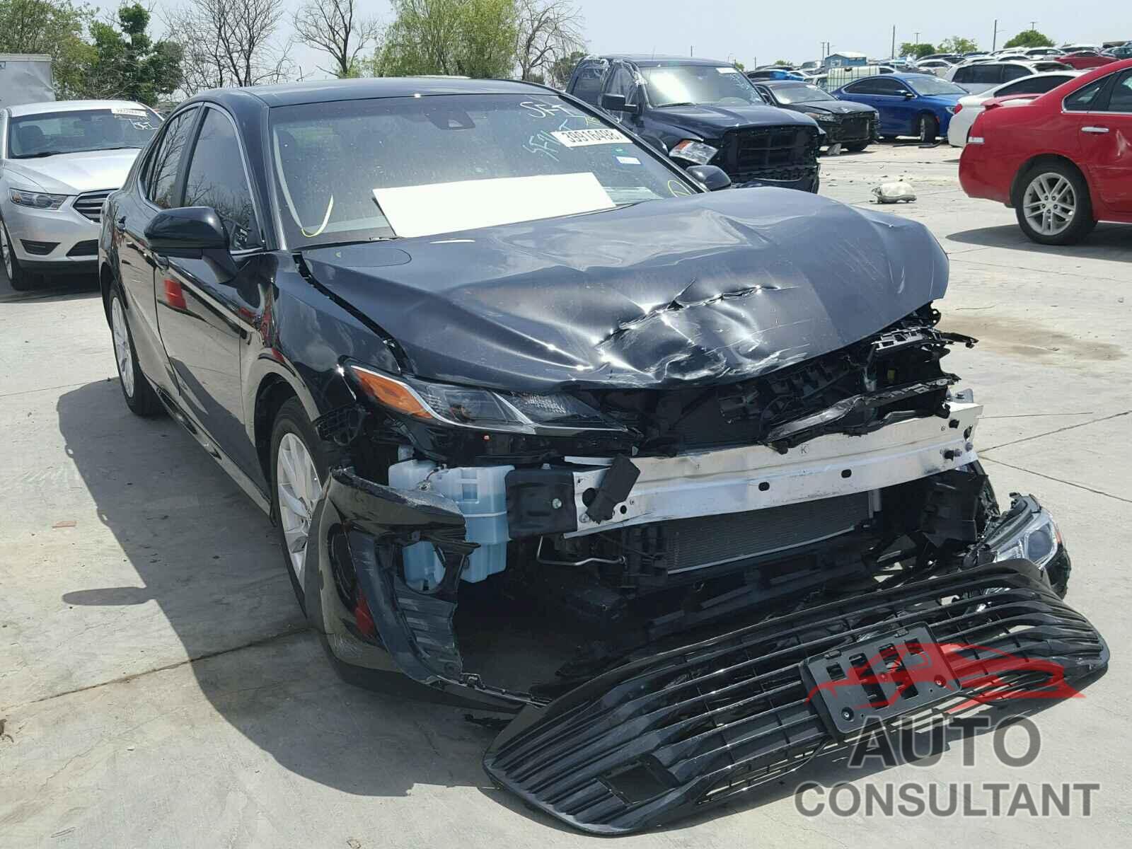 TOYOTA CAMRY 2018 - JTNB11HK2J3030825