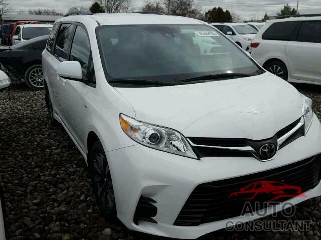 TOYOTA SIENNA 2018 - 5TFAX5GN1MX193920