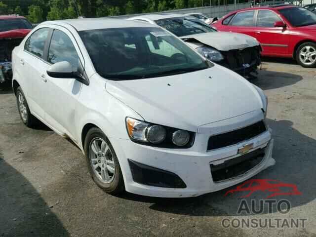 CHEVROLET SONIC 2015 - 1G1JC5SB9F4153431