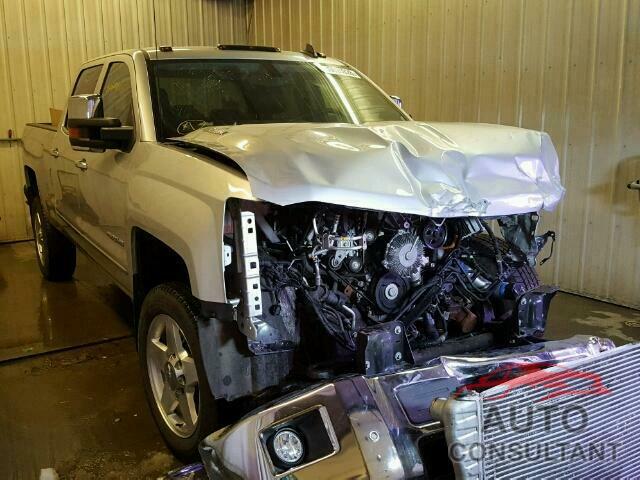 CHEVROLET SILVERADO 2015 - 1GC1KWE83FF680577