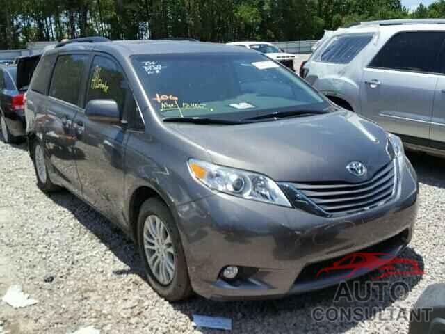 TOYOTA SIENNA 2017 - 5TDYZ3DC3HS824159