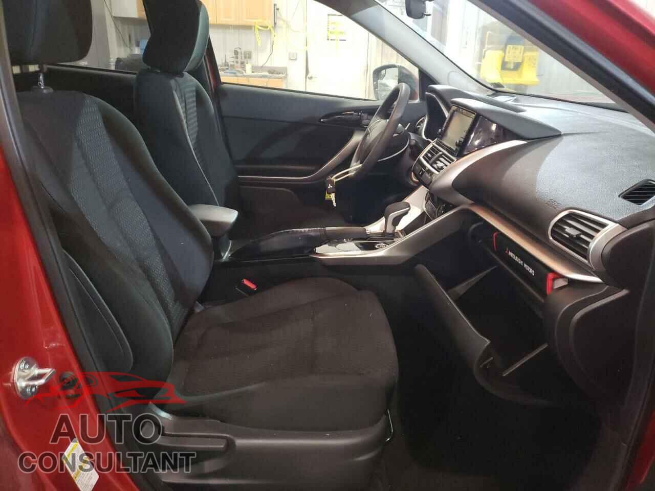 MITSUBISHI ECLIPSE 2018 - JA4AT3AA3JZ046658