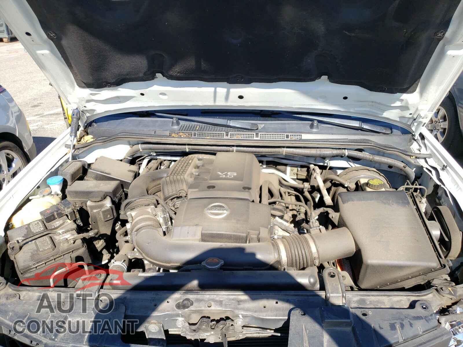 NISSAN FRONTIER 2017 - 3N1CN8EV1ML830256