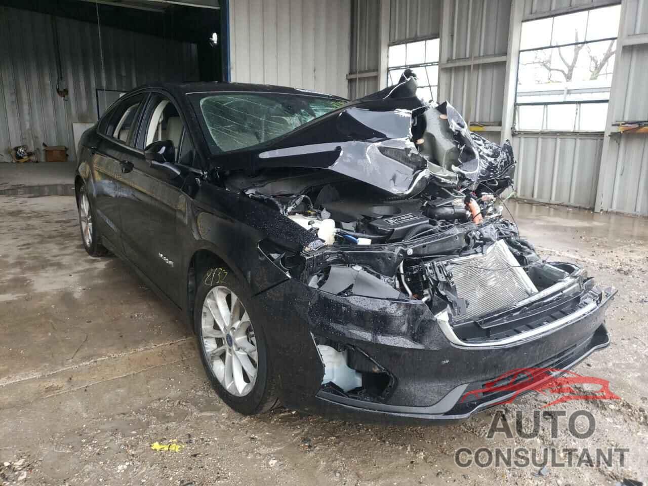 FORD FUSION 2019 - 3FA6P0LU3KR121389