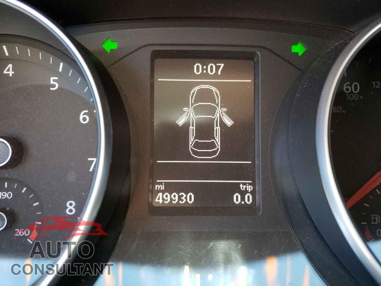 VOLKSWAGEN PASSAT 2017 - 1VWAT7A31HC042889