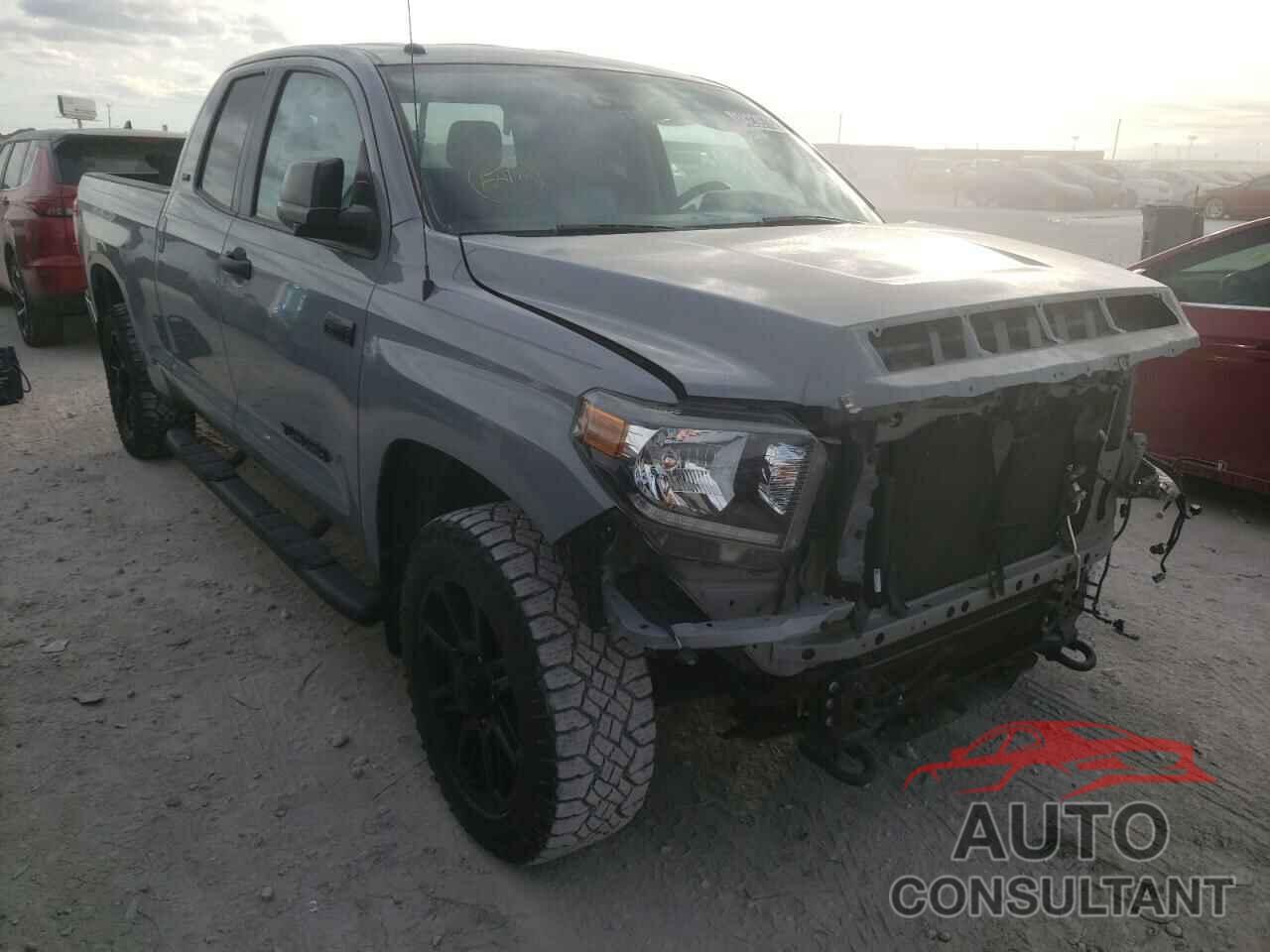 TOYOTA TUNDRA 2019 - 5TFUW5F11KX813502