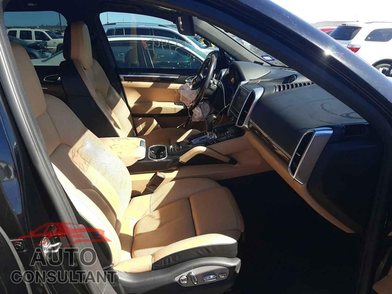 PORSCHE CAYENNE 2016 - WP1AB2A26GLA93043